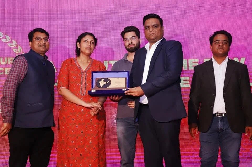 Stage Felicitation